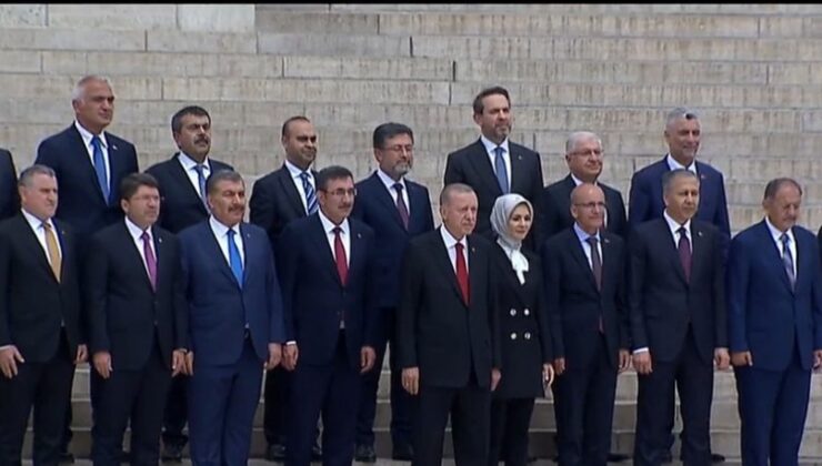 Cumhurbaşkanı Erdoğan ve yeni Kabine Anıtkabir’de